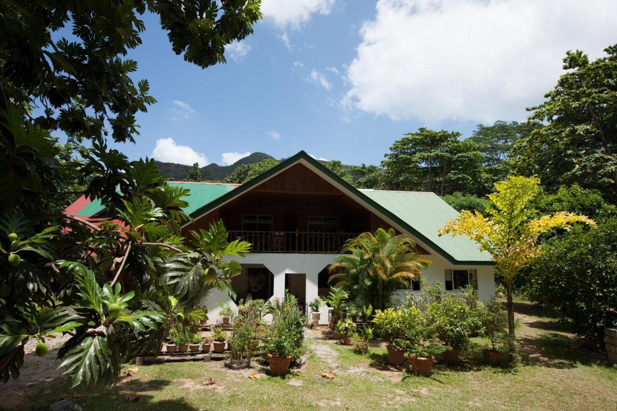 Jeanny'S Apartment Grand Anse (Praslin) Exterior foto